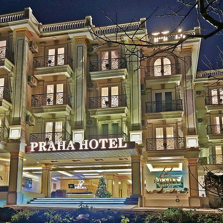 Praha Hotel Sapa Екстериор снимка
