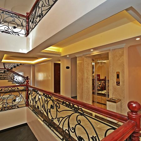 Praha Hotel Sapa Екстериор снимка
