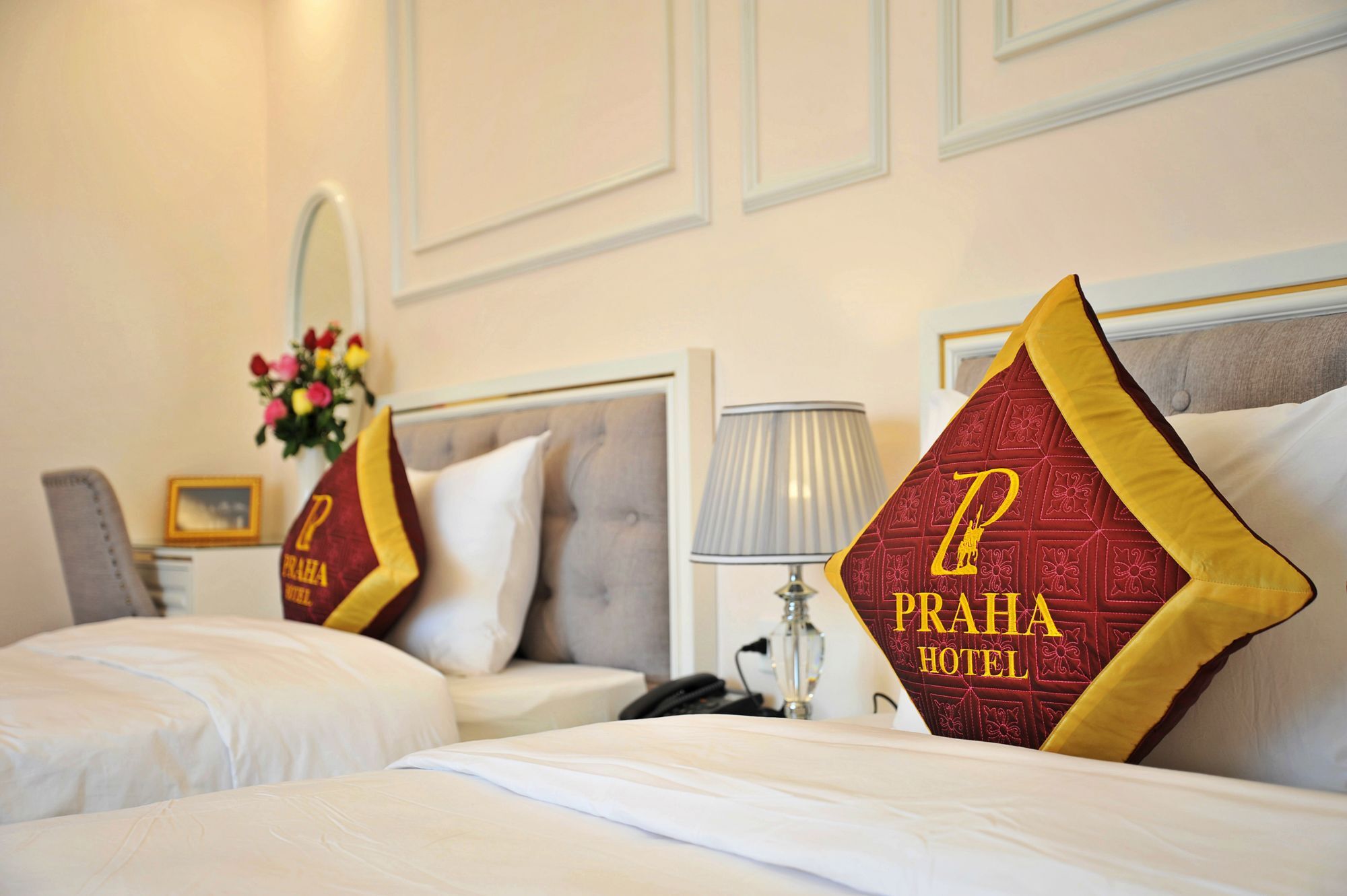 Praha Hotel Sapa Екстериор снимка