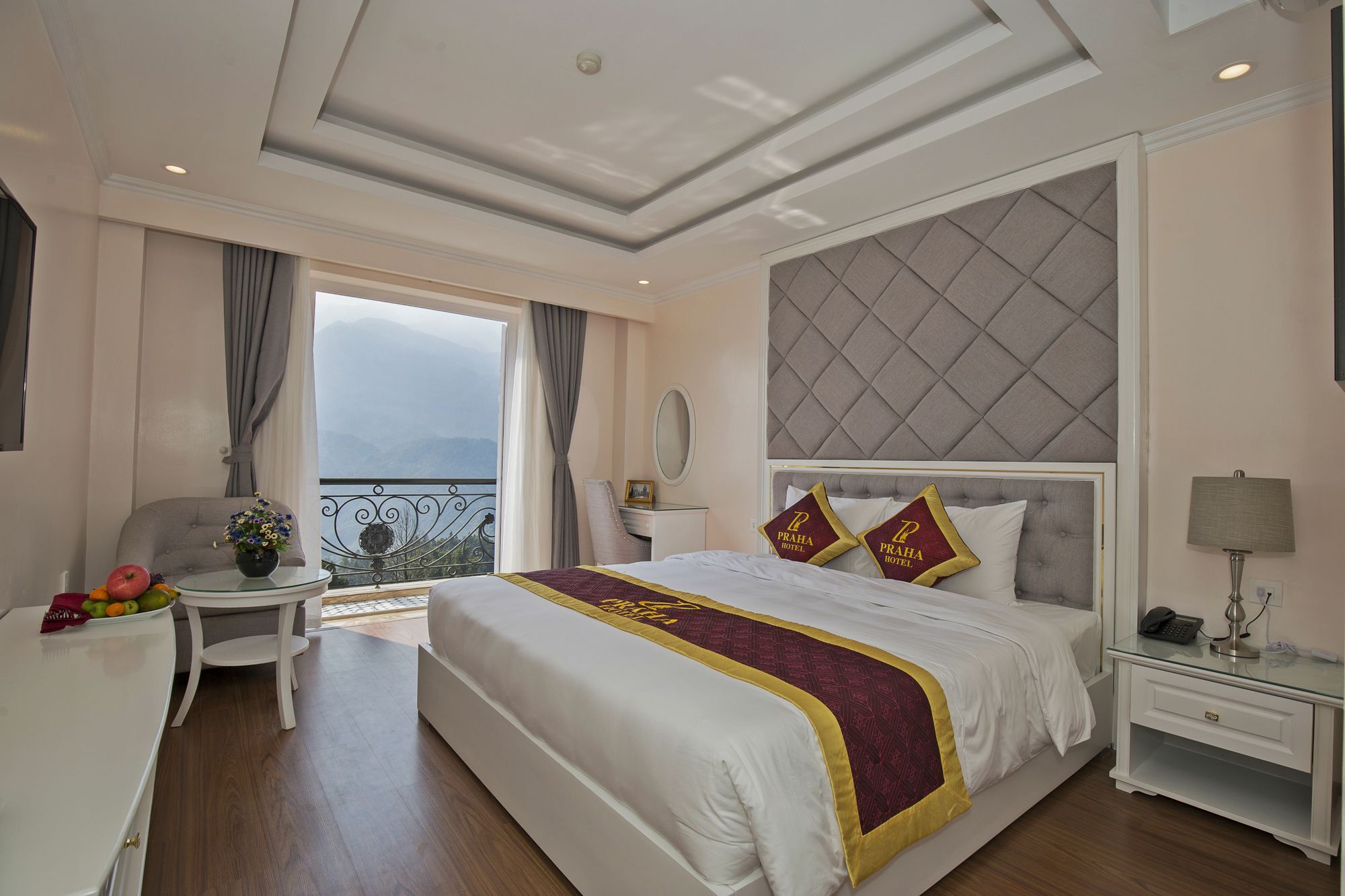 Praha Hotel Sapa Екстериор снимка
